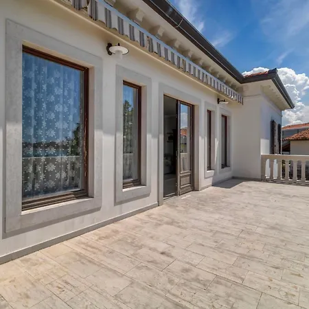 빌라 Villa Migliore