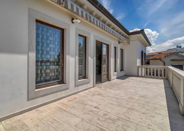 빌라 Villa Migliore