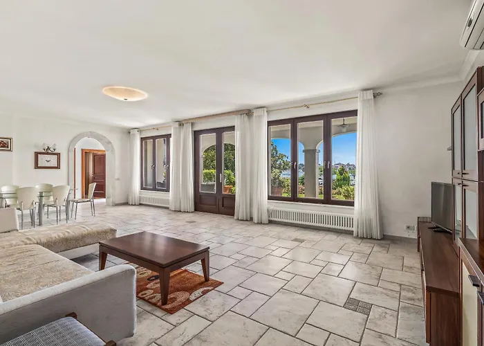 빌라 Villa Migliore *